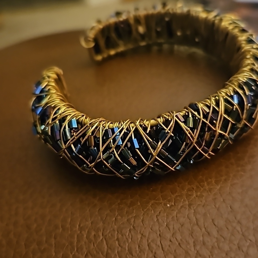 HANDMADE Metallic Midnight Blue Wire Wrapped Crystal Bead Cuff Bracelet - Picture 7 of 7